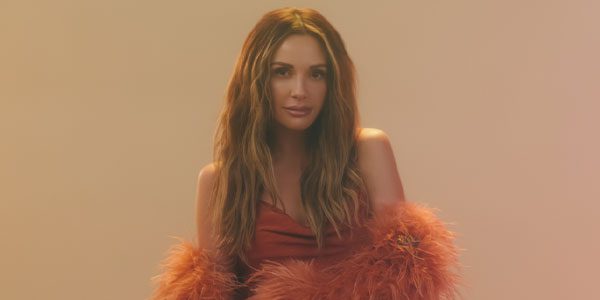 carly pearce