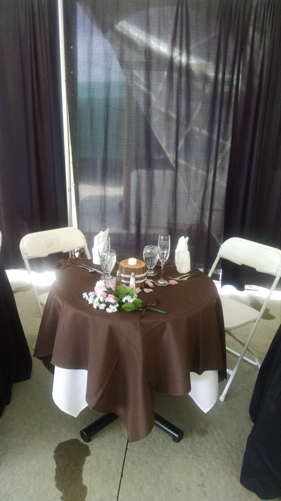 Tent Table for Bride and Groom